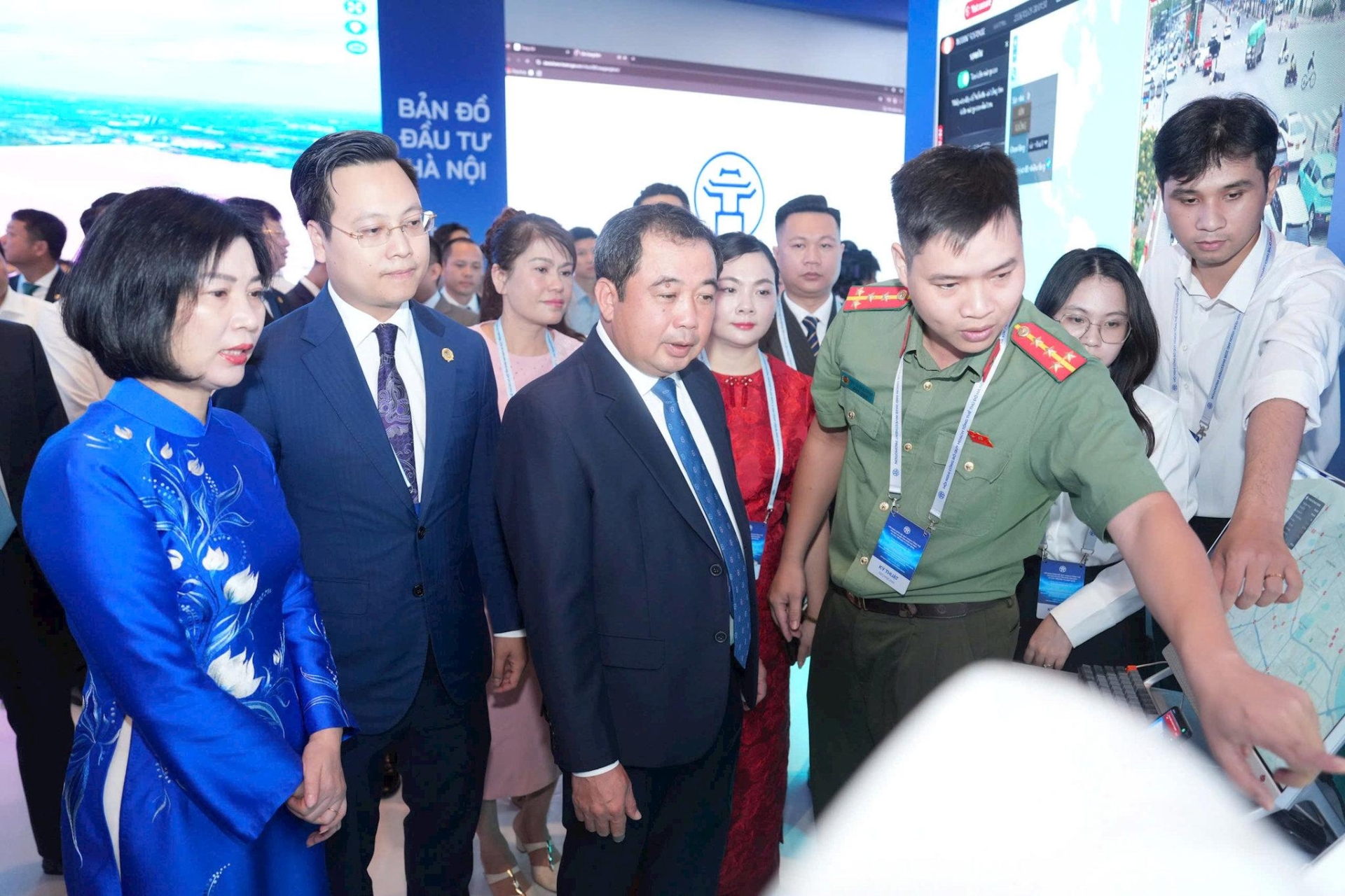HANOIBA THAM DỰ HỘI NGHỊ CÔNG BỐ QUY HOẠCH TỔNG THỂ THỦ ĐÔ HÀ NỘI TẦM NHÌN 100 NĂM VÀ XÚC TIẾN ĐẦU TƯ NĂM 2026