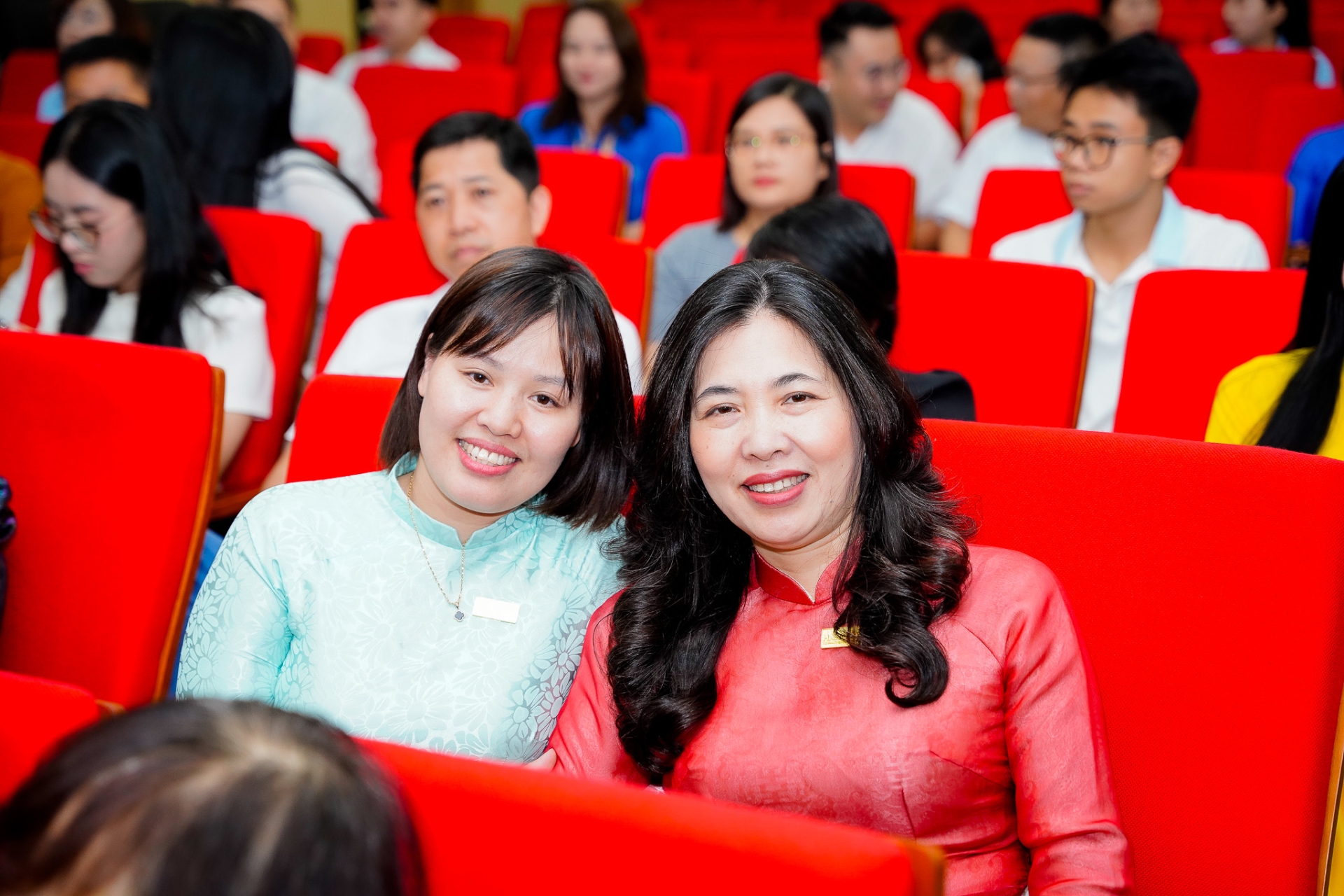HANOIBA THAM GIA KÝ KẾT MOU VỚI TRUNG TÂM PHỤC VỤ HÀNH CHÍNH CÔNG THÀNH PHỐ HÀ NỘI: TĂNG CƯỜNG KẾT NỐI, HỖ TRỢ DOANH NGHIỆP TRONG CẢI CÁCH HÀNH CHÍNH VÀ CHUYỂN ĐỔI SỐ