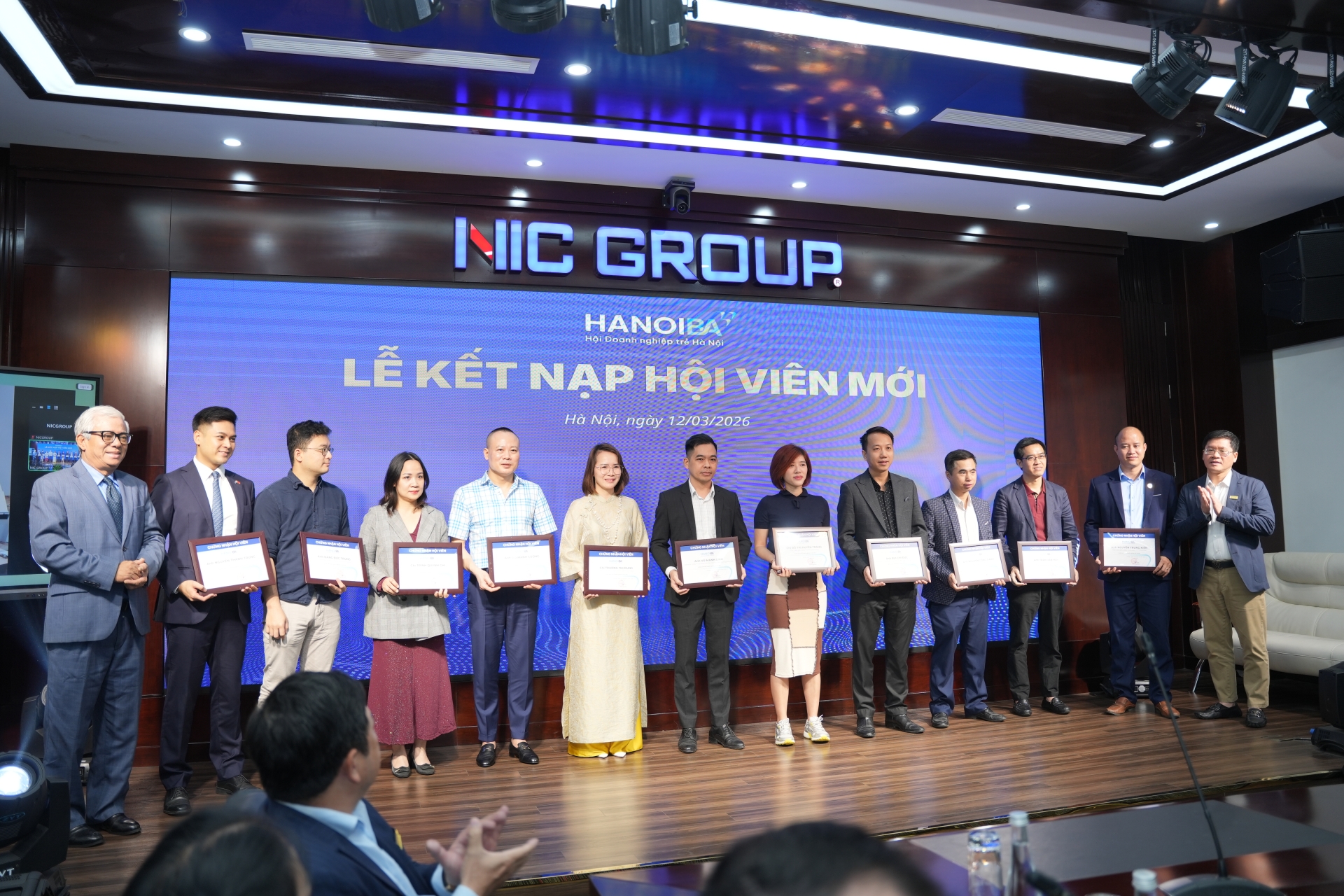 HANOIBA CÙNG CÁC CHUYÊN GIA TÌM GIẢI PHÁP KHẮC PHỤC ẢNH HƯỞNG TỚI KINH DOANH CỦA DN VIỆT TRONG KHỦNG HOẢNG CHIẾN SỰ TRUNG ĐÔNG