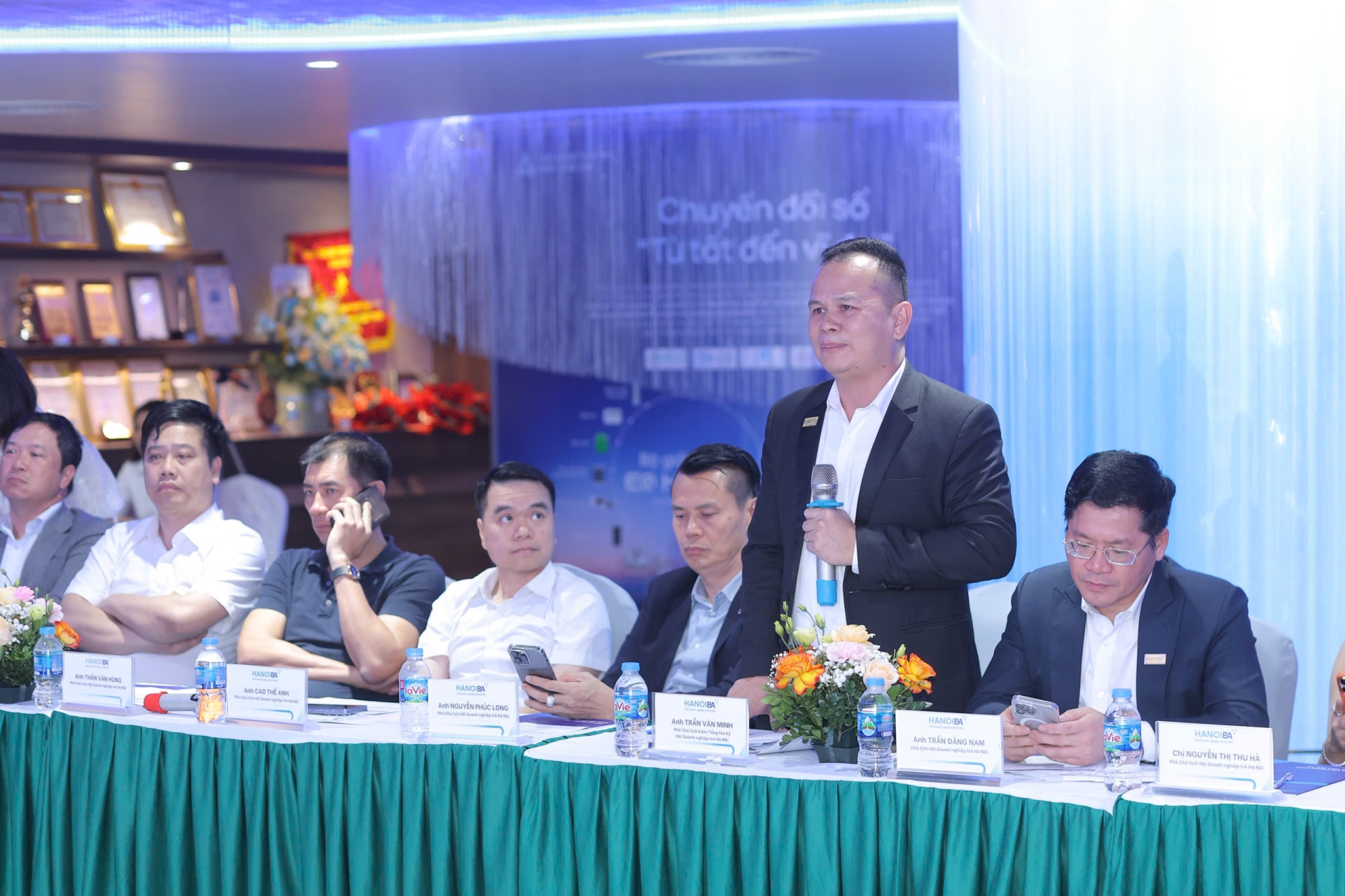 HANOIBA TỔ CHỨC THÀNH CÔNG HỘI NGHỊ BCH LẦN THỨ 19