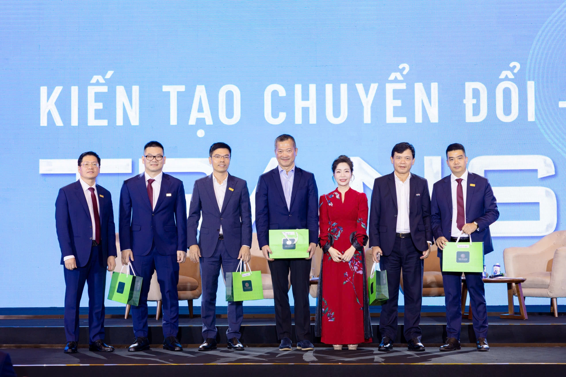 CẢM ƠN NHÀ TÀI TRỢ ĐỒNG HÀNH ĐẠI HỘI ĐẠI BIỂU HỘI DOANH NGHIỆP TRẺ HÀ NỘI LẦN THỨ IX, NHIỆM KỲ 2026 - 2031: OUD VIETNAM – Công ty TNHH Sản xuất và Thương mại Trầm hương Việt Nam