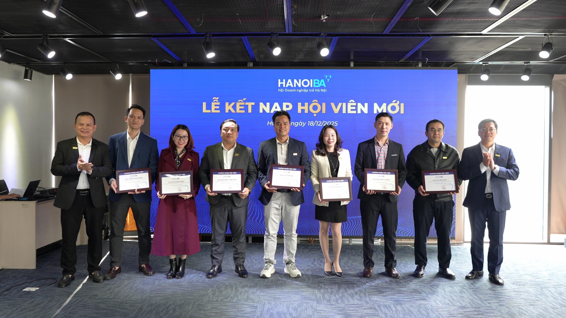 CAFE SÁNG CÙNG HANOIBA 