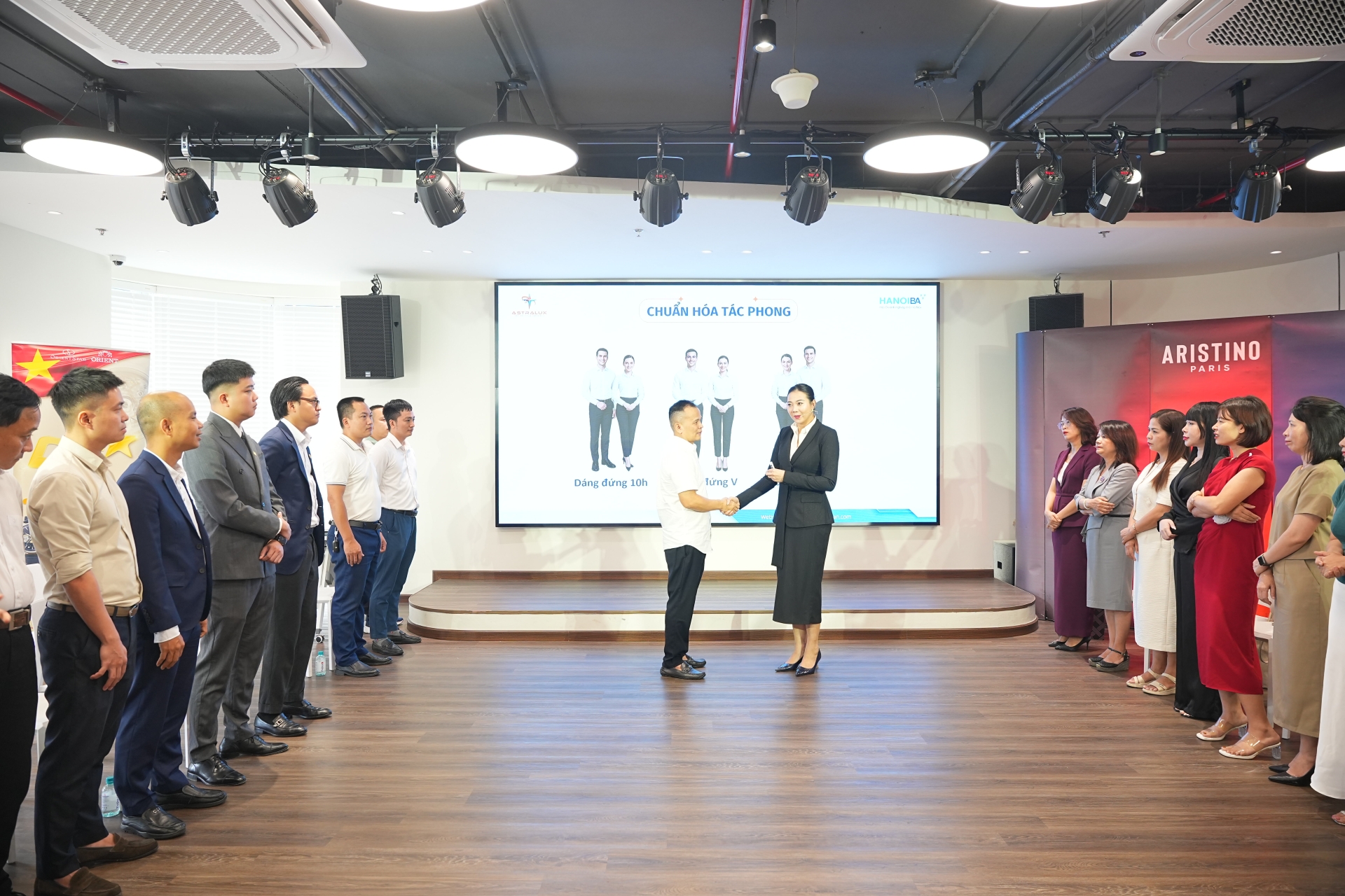 HANOIBA TỔ CHỨC THÀNH CÔNG CEO CONNECT 02: