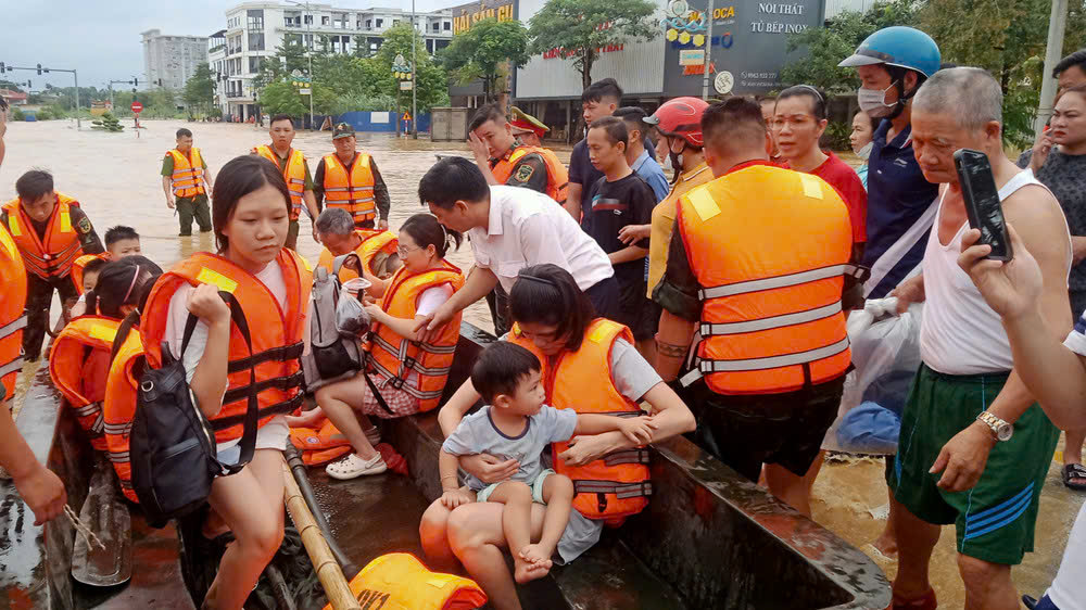 LỜI KÊU GỌI Quyên góp ủng hộ đồng bào khắc phục thiệt hại và tái thiết cuộc sống sau bão số 11 (Matmo)