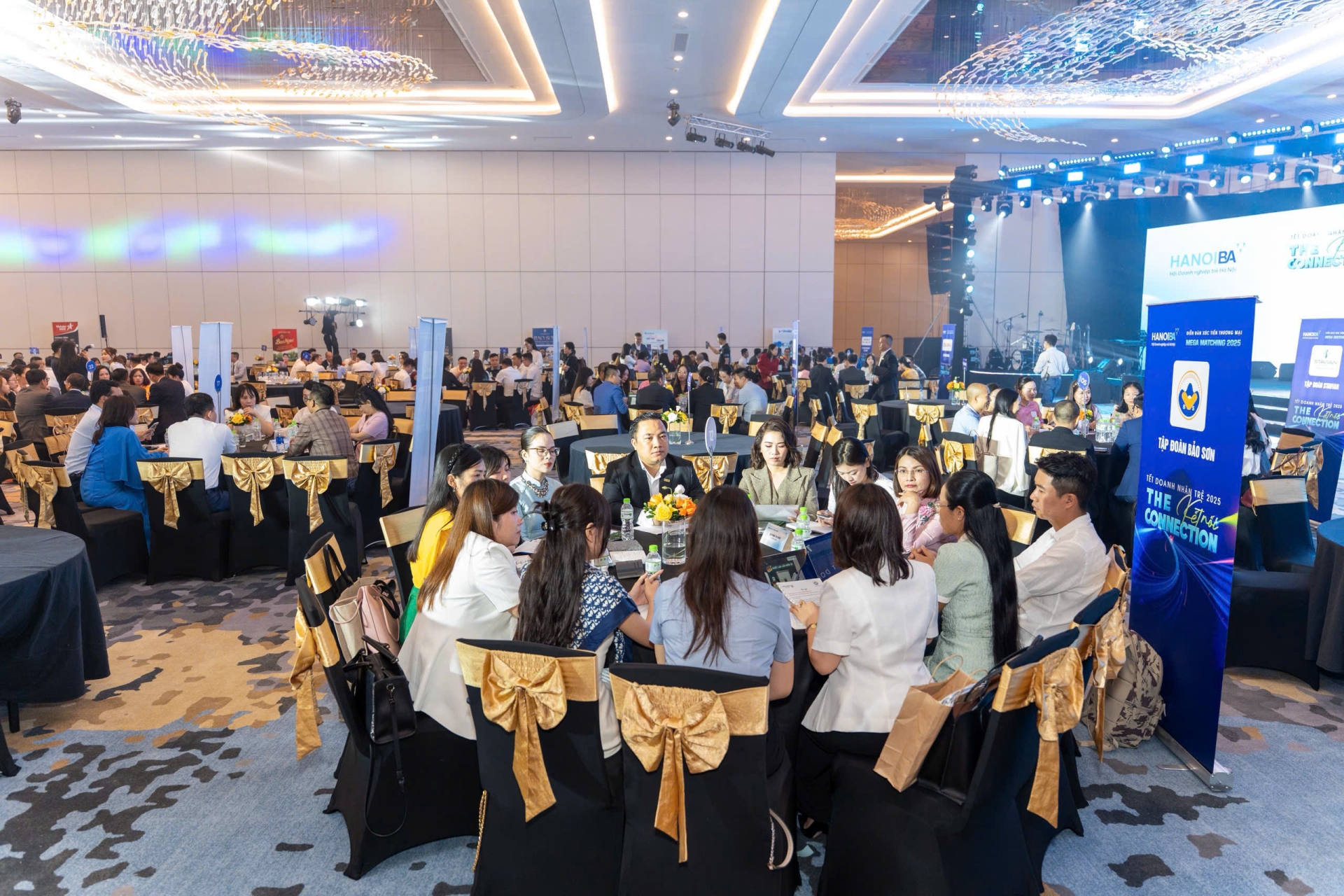 TẾT DOANH NHÂN TRẺ 2025 – THE CONNECTION