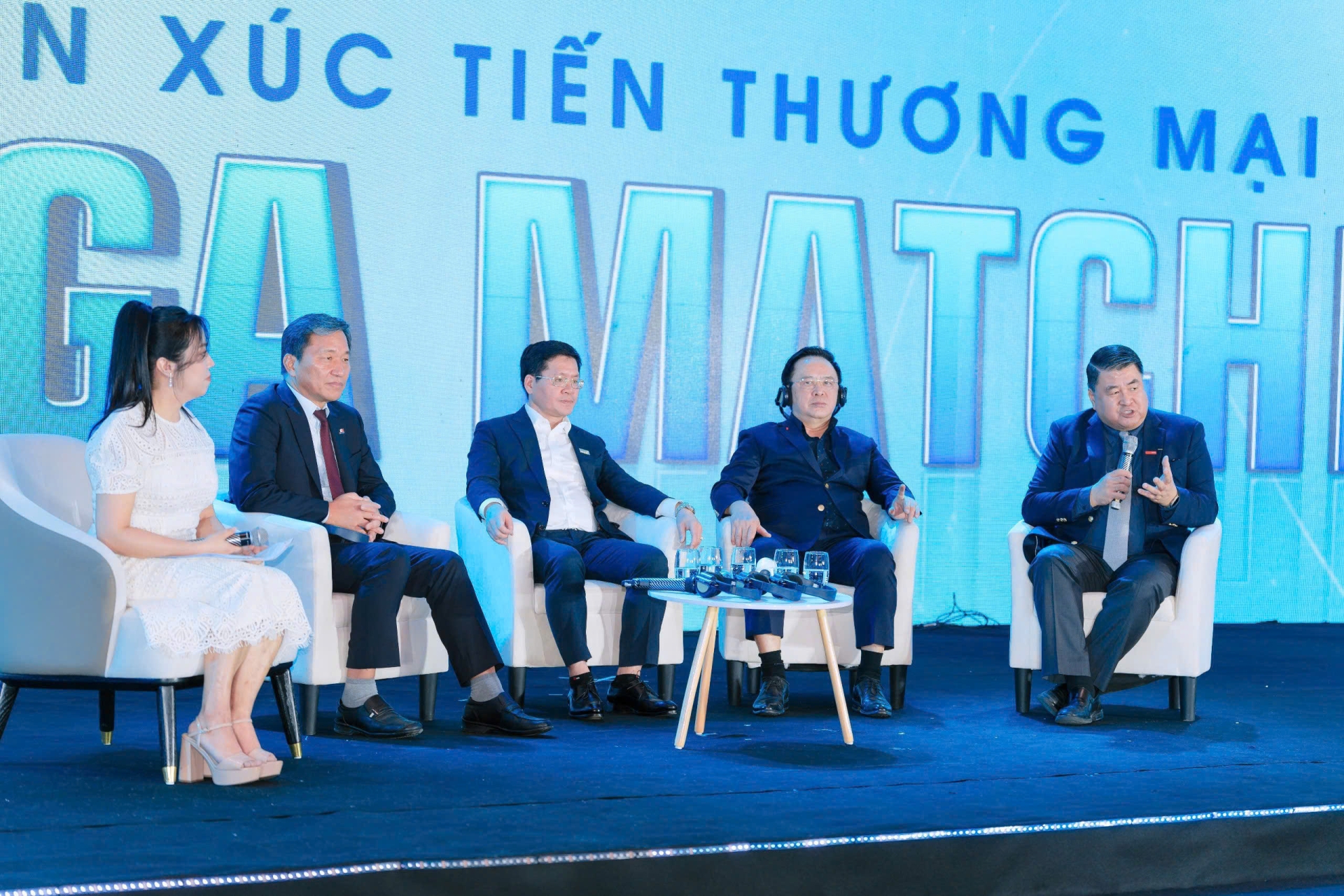 TẾT DOANH NHÂN TRẺ 2025 – THE CONNECTION