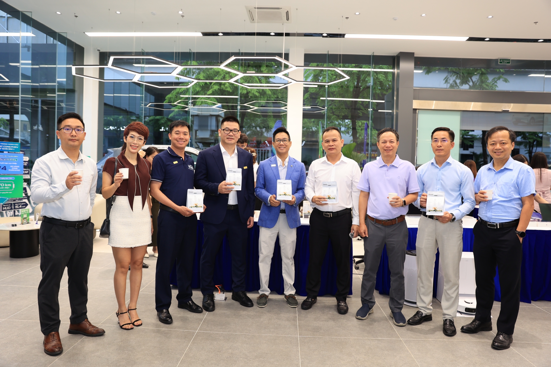 HANOIBA CHÍNH THỨC RA MẮT CEO CONNECT SỐ ĐẦU TIÊN