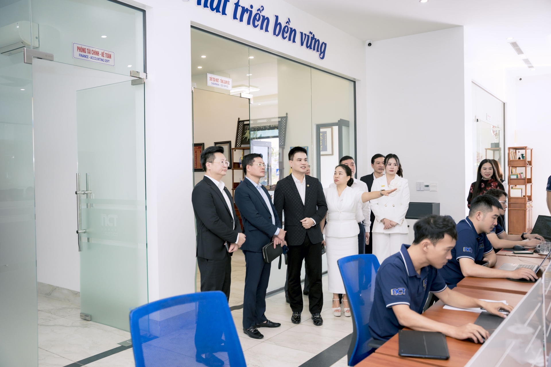 HOẠT ĐỘNG KẾT NỐI LIÊN MINH DOANH NGHIỆP VIỆT – TRUNG TẠI QUẢNG NINH