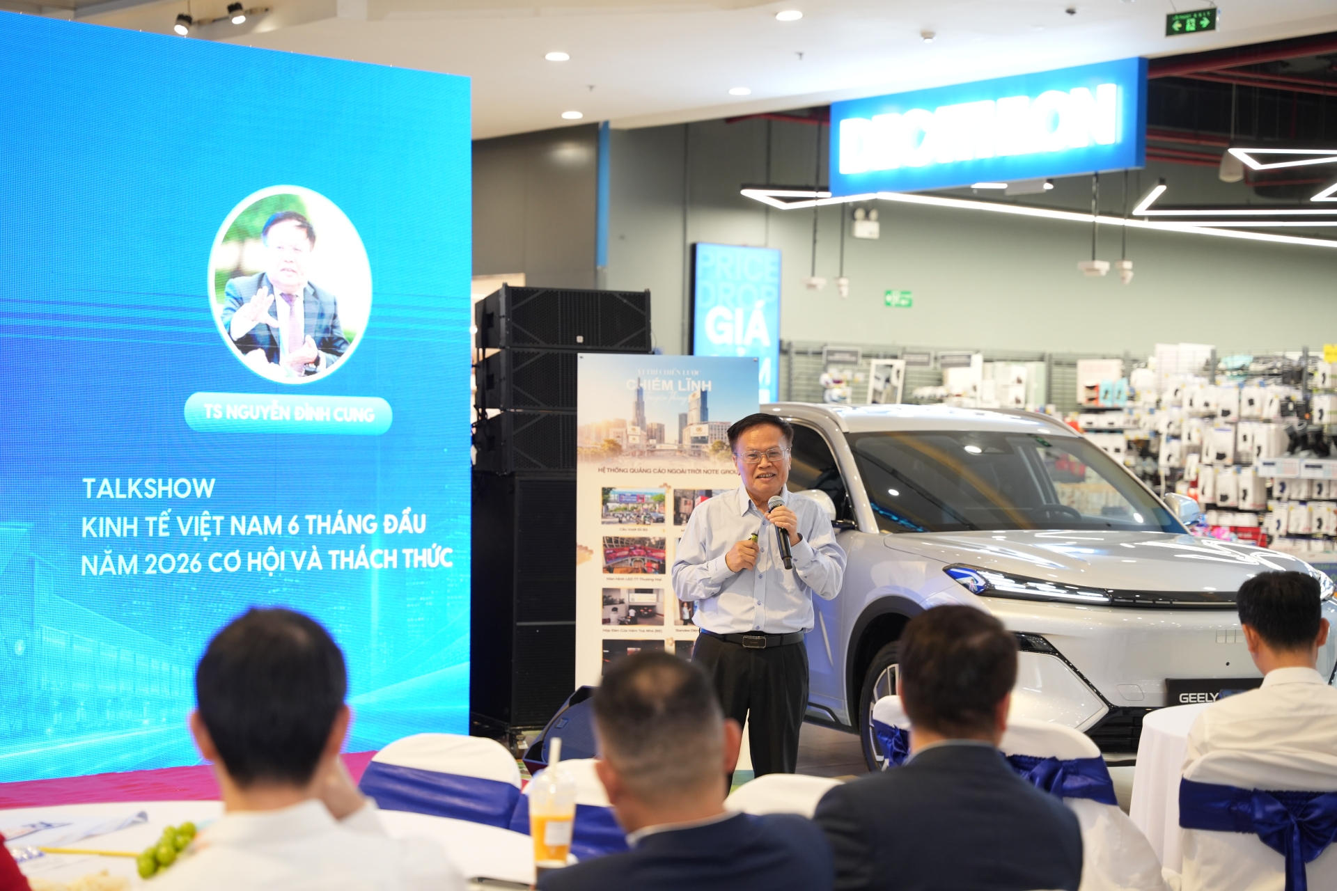 [TIN SỰ KIỆN ĐƠN VỊ TRỰC THUỘC] LIÊN MINH DOANH NHÂN 8X: BÙNG NỔ KẾT NỐI VỚI CHUỖI HOẠT ĐỘNG 