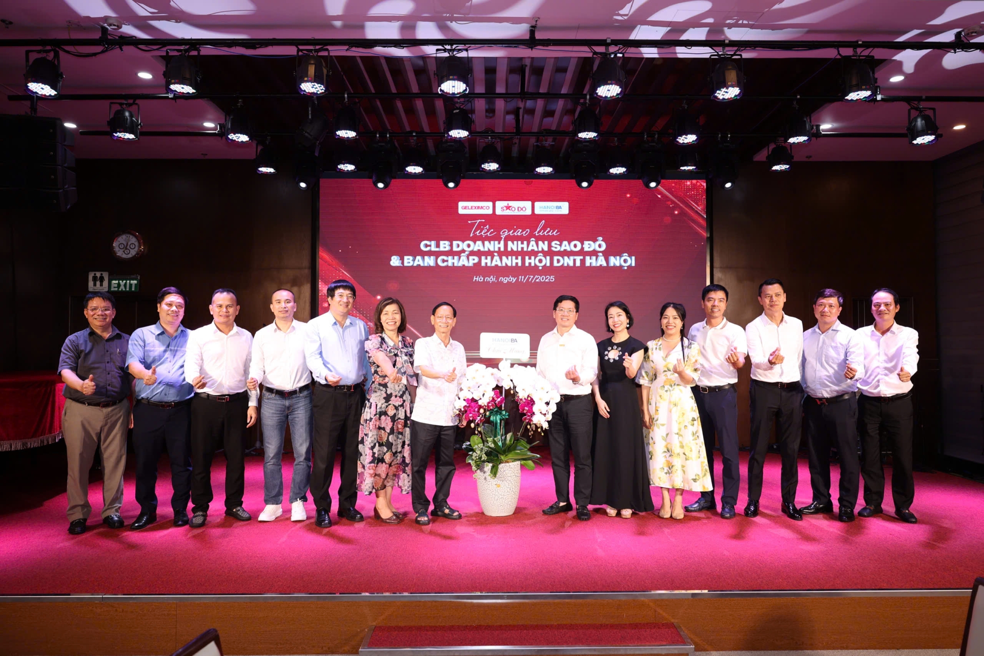 DOANH NGHIỆP TRẺ HÀ NỘI GẶP GỠ DOANH NHÂN SAO ĐỎ KẾT NỐI THẾ HỆ - TRUYỀN LỬA DOANH NHÂN