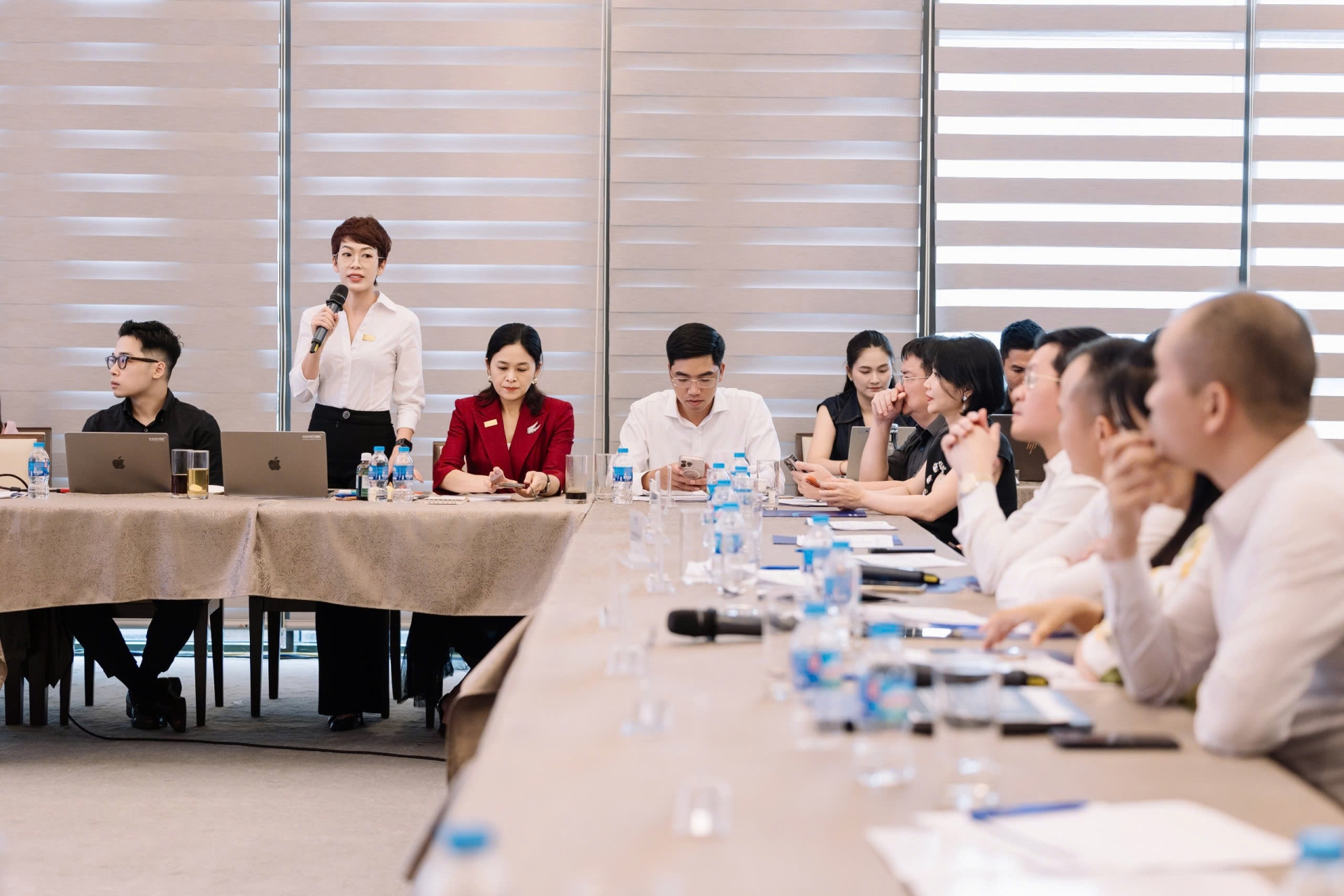 HỘI DOANH NGHIỆP TRẺ HÀ NỘI TỔ CHỨC THÀNH CÔNG HỘI NGHỊ BAN CHẤP HÀNH MỞ RỘNG LẦN THỨ XVI, KHOÁ VIII