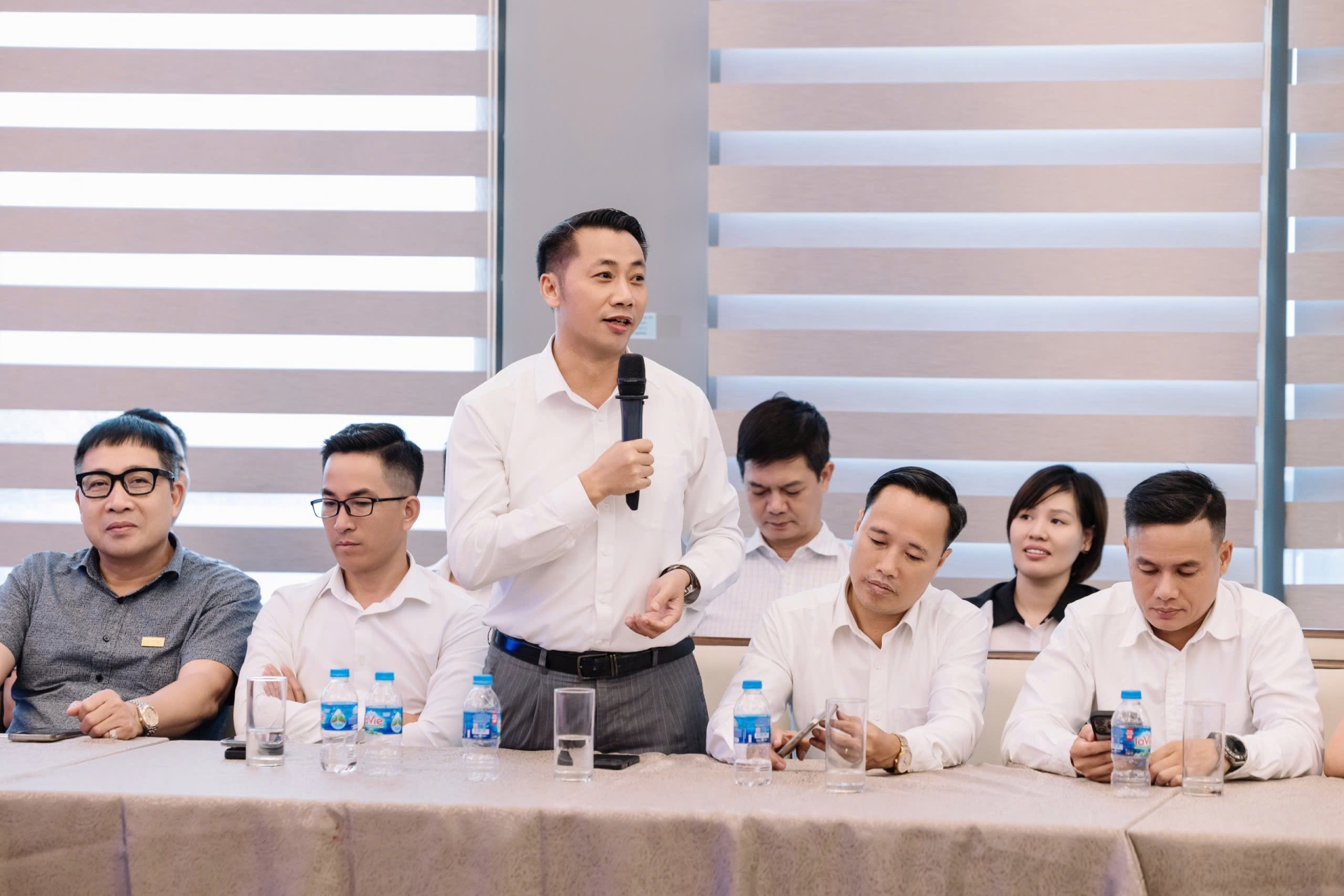 HỘI DOANH NGHIỆP TRẺ HÀ NỘI TỔ CHỨC THÀNH CÔNG HỘI NGHỊ BAN CHẤP HÀNH MỞ RỘNG LẦN THỨ XVI, KHOÁ VIII