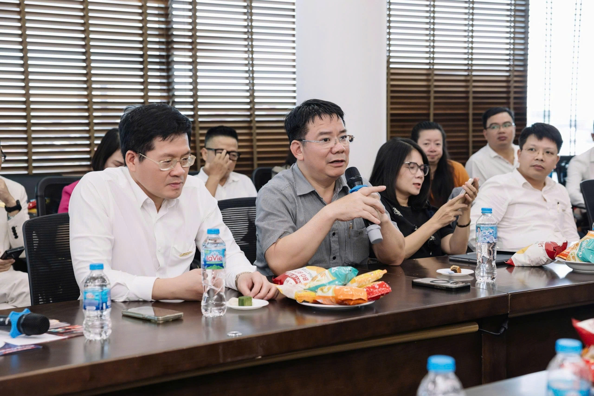 Giao lưu - Xúc tiến Thương mại Hội Doanh nghiệp trẻ Hà Nội & Hội Doanh nhân trẻ Tỉnh Quảng Ninh