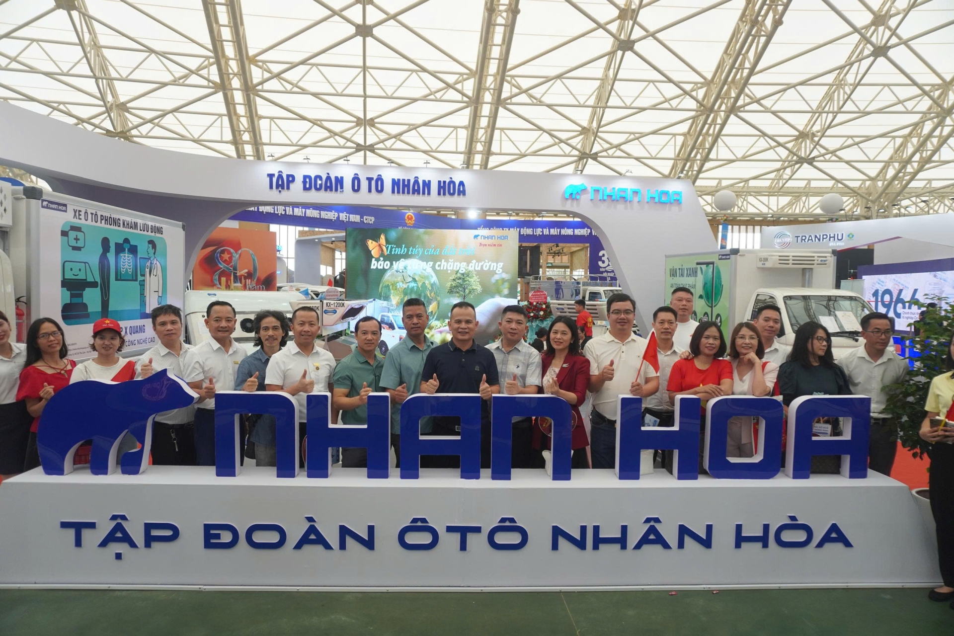 ĐOÀN HANOIBA THAM DỰ TRIỂN LÃM 80 NĂM