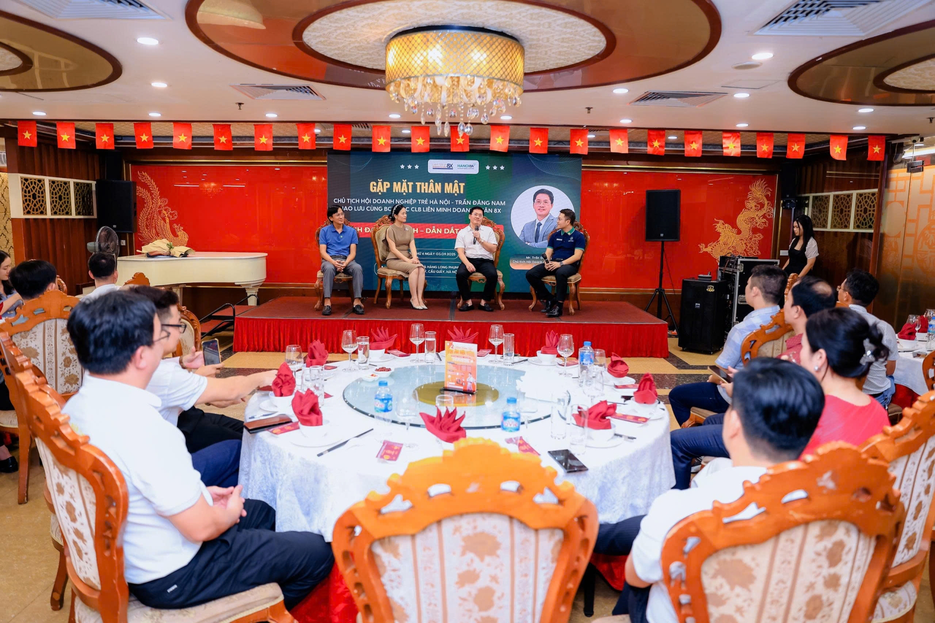 LIÊN MINH DOANH NHÂN 8X GẶP GỠ CHỦ TỊCH HANOIBA: LAN TOẢ BẢN LĨNH LÃNH ĐẠO & TINH THẦN DOANH NHÂN TRẺ