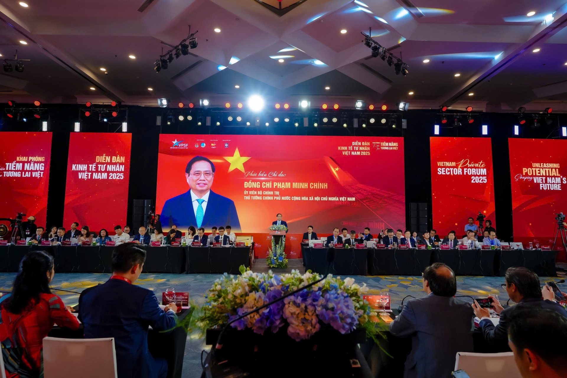HỘI DOANH NGHIỆP TRẺ HÀ NỘI THAM DỰ DIỄN ĐÀN KINH TẾ TƯ NHÂN 2025