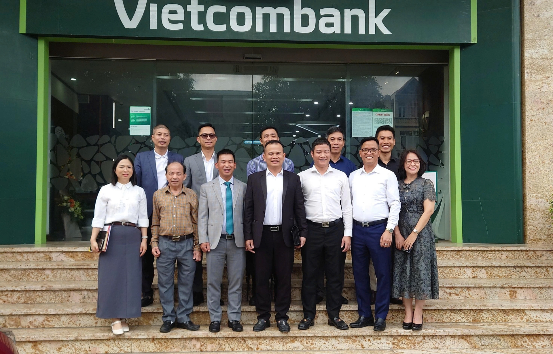 HỘI DOANH NGHIỆP TRẺ HÀ NỘI THAM GIA THẨM ĐỊNH GIẢI THƯỞNG SAO ĐỎ - DOANH NHÂN TRẺ VIỆT NAM TIÊU BIỂU 2025