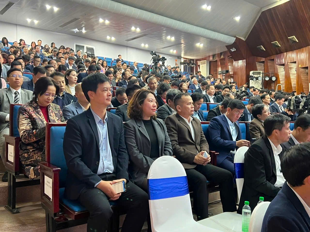 HANOIBA THAM DỰ HỘI NGHỊ HÀNH ĐỘNG THỰC HIỆN NGHỊ QUYẾT 57 & RA MẮT MANG LƯỚI ĐỔI MỚI SÁNG TẠO THÀNH PHỐ