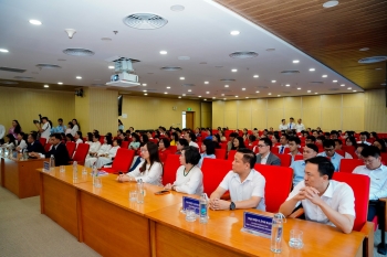 HANOIBA THAM GIA KÝ KẾT MOU VỚI TRUNG TÂM PHỤC VỤ HÀNH CHÍNH CÔNG THÀNH PHỐ HÀ NỘI: TĂNG CƯỜNG KẾT NỐI, HỖ TRỢ DOANH NGHIỆP TRONG CẢI CÁCH HÀNH CHÍNH VÀ CHUYỂN ĐỔI SỐ