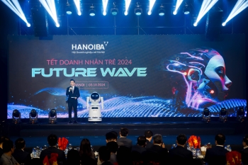 TẾT DOANH NHÂN TRẺ 2024 – FUTURE WAVE