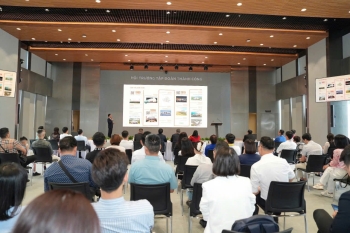 HANOIBA SITE VISIT THĂM VÀ GIAO LƯU TẠI NHÀ MÁY Ô TÔ nhà cái uy tín 20vui VIỆT HƯNG - TẬP ĐOÀN nhà cái uy tín 20vui