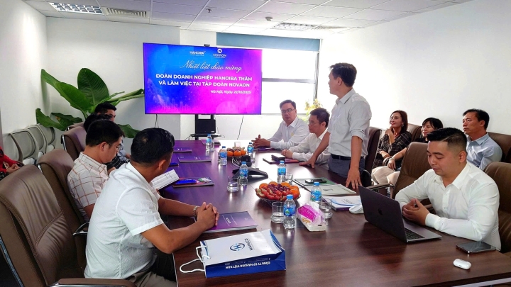 TIN XÚC TIẾN THƯƠNG MẠI - THĂM VÀ LÀM VIỆC TẠI TẬP ĐOÀN NOVAON