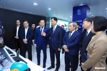 HANOIBA THAM DỰ HỘI NGHỊ HÀNH ĐỘNG THỰC HIỆN NGHỊ QUYẾT 57 & RA MẮT MANG LƯỚI ĐỔI MỚI SÁNG TẠO THÀNH PHỐ